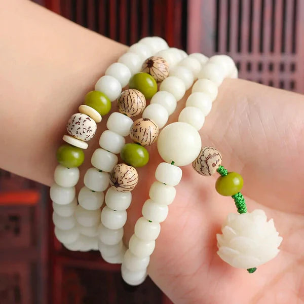 WHITE JADE PURE RIVER OF CALM MALA